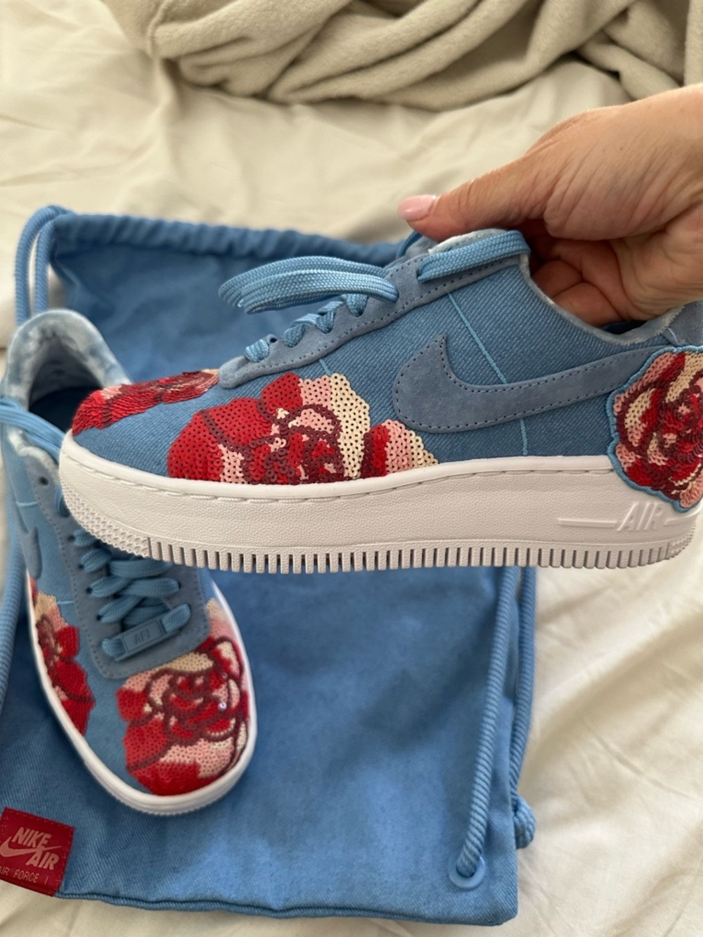 RARE- Nike Air Force 1 Upstep Low - Sky Blue with Red Floral - Picture 6 of 8
